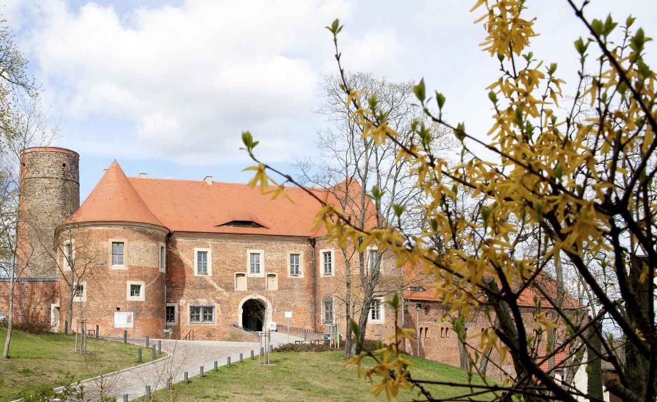 Burghotel Bad Belzig Exterior photo